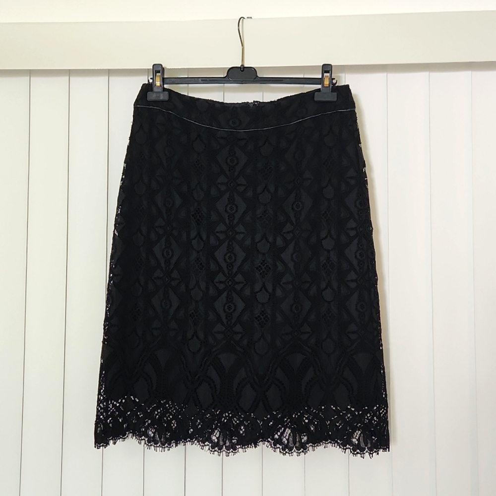 Elie Tahari Skirt